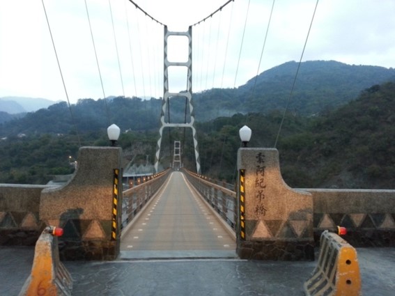 莫拉克颱風災後復建工程計31件-吊橋